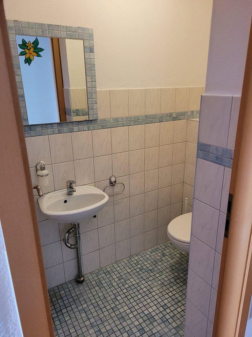 Prenájom bytu 4-izbový 146 m², Laufenburg (Baden), Bádensko-Wurttembersko Prenájom bytu 4-izbový 146 m², Laufenburg (Baden), Bádensko-Wurttembersko