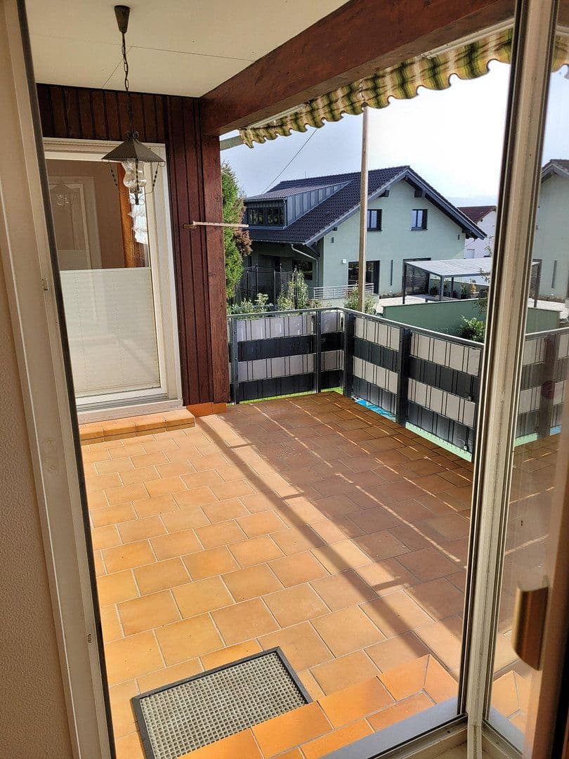 Prenájom bytu 4-izbový 146 m², Laufenburg (Baden), Bádensko-Wurttembersko Prenájom bytu 4-izbový 146 m², Laufenburg (Baden), Bádensko-Wurttembersko