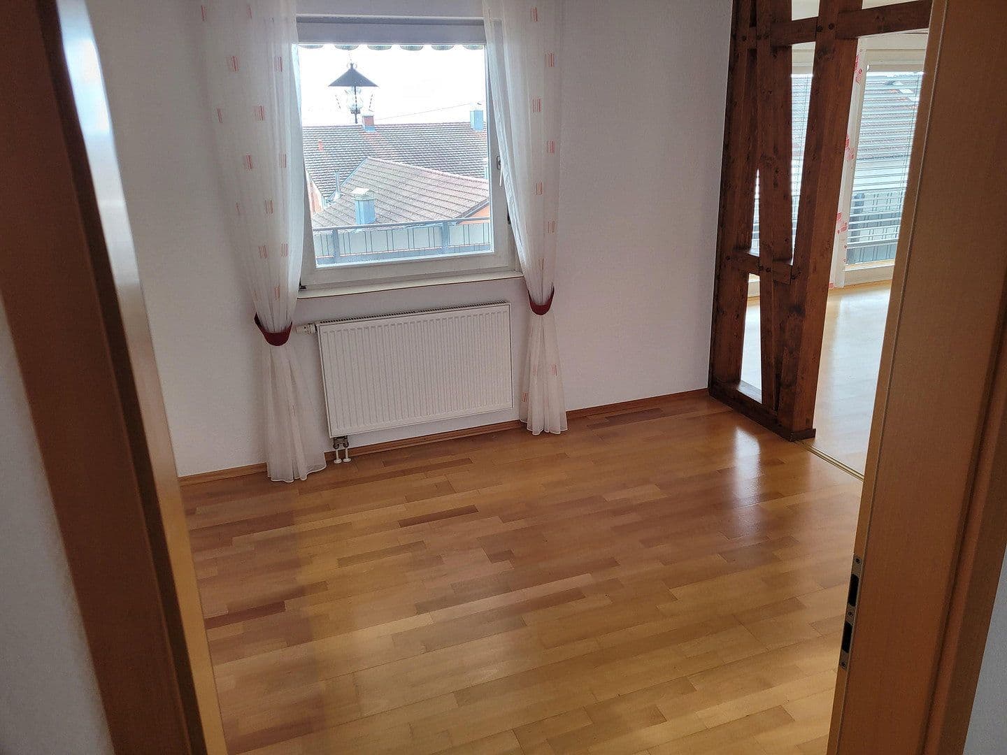 Prenájom bytu 4-izbový 146 m², Laufenburg (Baden), Bádensko-Wurttembersko Prenájom bytu 4-izbový 146 m², Laufenburg (Baden), Bádensko-Wurttembersko