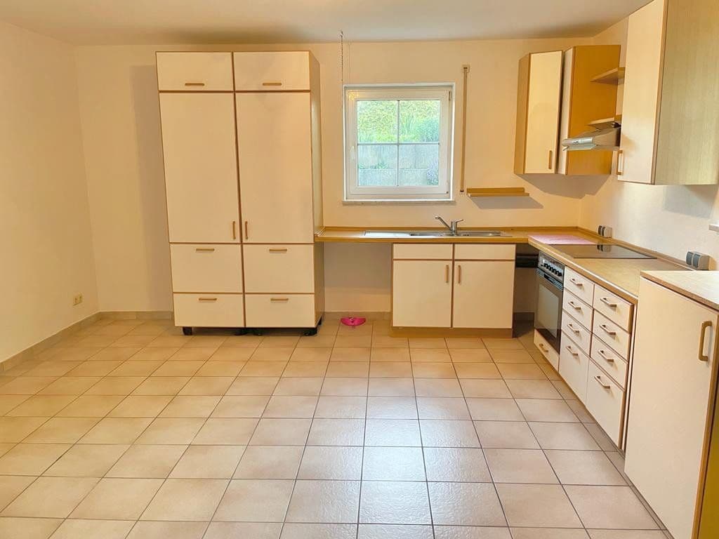 Prenájom bytu 2-izbový 60 m², Stegaurach, Bavorsko Prenájom bytu 2-izbový 60 m², Stegaurach, Bavorsko