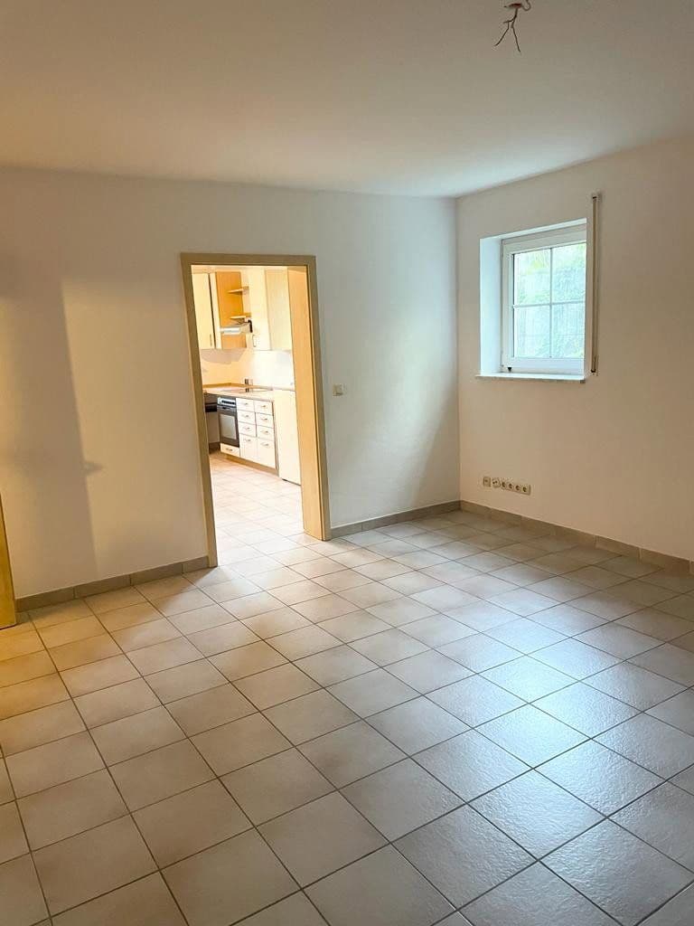 Prenájom bytu 2-izbový 60 m², Stegaurach, Bavorsko Prenájom bytu 2-izbový 60 m², Stegaurach, Bavorsko