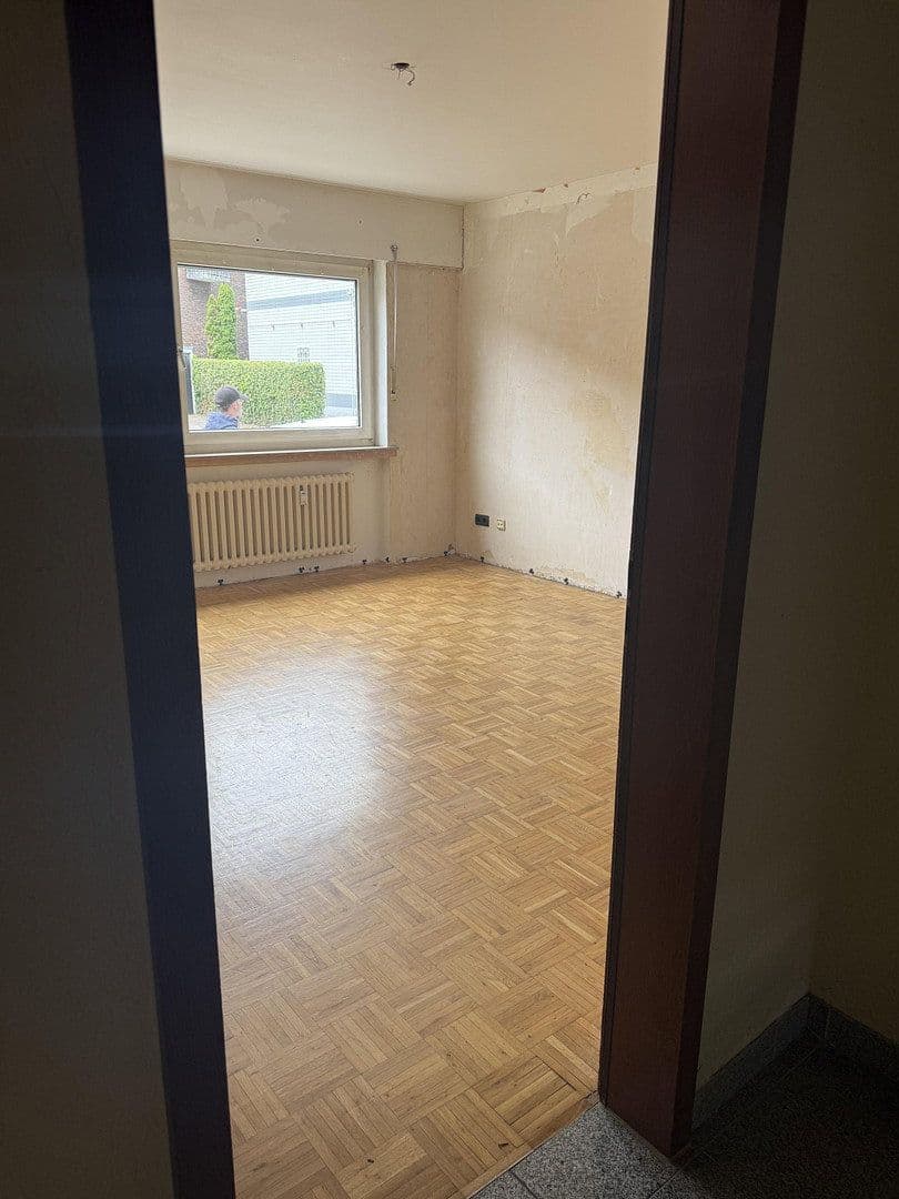 Prenájom bytu 3-izbový 98 m², Oberhausen, Severné Porýnie - Westfálsko Prenájom bytu 3-izbový 98 m², Oberhausen, Severné Porýnie - Westfálsko