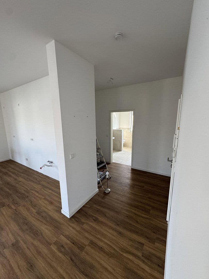 Prenájom bytu 3-izbový 99 m², Verbindungsweg 3, Velten, Brandenbursko Prenájom bytu 3-izbový 99 m², Verbindungsweg 3, Velten, Brandenbursko