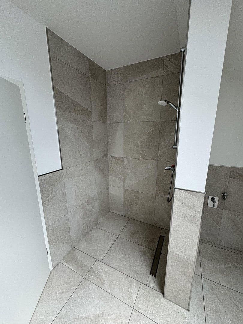 Prenájom bytu 3-izbový 99 m², Verbindungsweg 3, Velten, Brandenbursko Prenájom bytu 3-izbový 99 m², Verbindungsweg 3, Velten, Brandenbursko