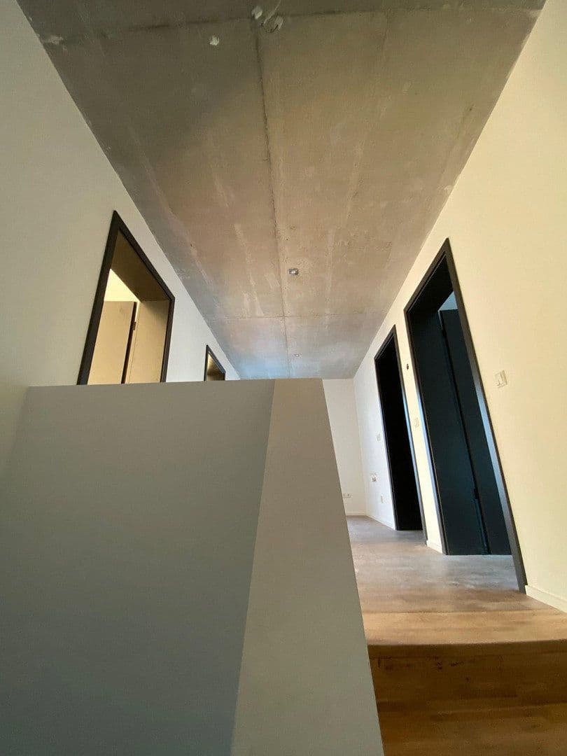 Prenájom domu 185 m², pozemek 236 m², Wasserfallweg 21, Amstetten, Bádensko-Wurttembersko Prenájom domu 185 m², pozemek 236 m², Wasserfallweg 21, Amstetten, Bádensko-Wurttembersko