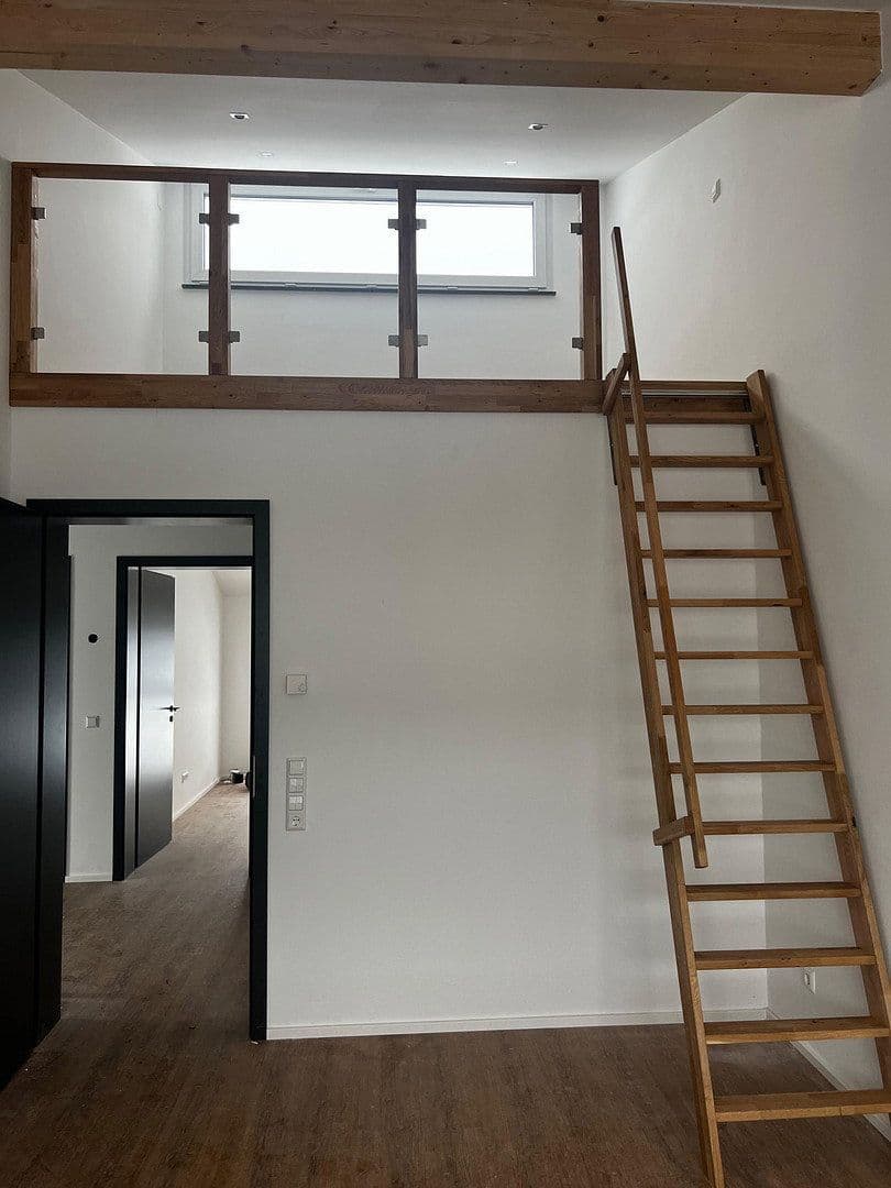 Prenájom domu 185 m², pozemek 236 m², Wasserfallweg 21, Amstetten, Bádensko-Wurttembersko Prenájom domu 185 m², pozemek 236 m², Wasserfallweg 21, Amstetten, Bádensko-Wurttembersko