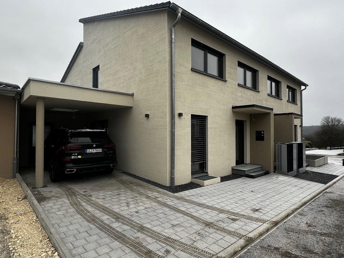Prenájom domu 185 m², pozemek 236 m², Wasserfallweg 21, Amstetten, Bádensko-Wurttembersko Prenájom domu 185 m², pozemek 236 m², Wasserfallweg 21, Amstetten, Bádensko-Wurttembersko