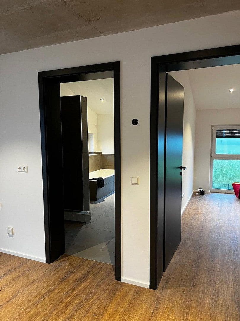 Prenájom domu 185 m², pozemek 236 m², Wasserfallweg 21, Amstetten, Bádensko-Wurttembersko Prenájom domu 185 m², pozemek 236 m², Wasserfallweg 21, Amstetten, Bádensko-Wurttembersko