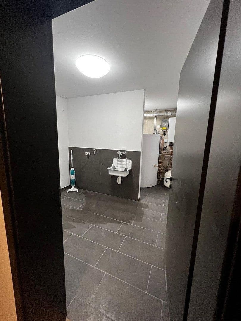Prenájom domu 185 m², pozemek 236 m², Wasserfallweg 21, Amstetten, Bádensko-Wurttembersko Prenájom domu 185 m², pozemek 236 m², Wasserfallweg 21, Amstetten, Bádensko-Wurttembersko