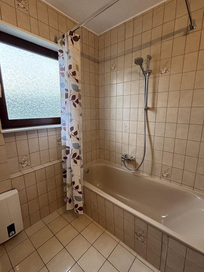 Predaj bytu 3-izbový 75 m², Jenneweg 129, Saarbrücken, Sársko Predaj bytu 3-izbový 75 m², Jenneweg 129, Saarbrücken, Sársko