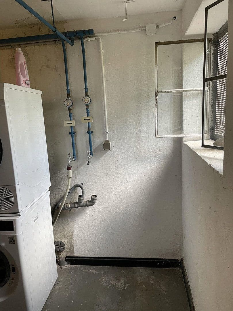 Predaj bytu 3-izbový 75 m², Jenneweg 129, Saarbrücken, Sársko Predaj bytu 3-izbový 75 m², Jenneweg 129, Saarbrücken, Sársko