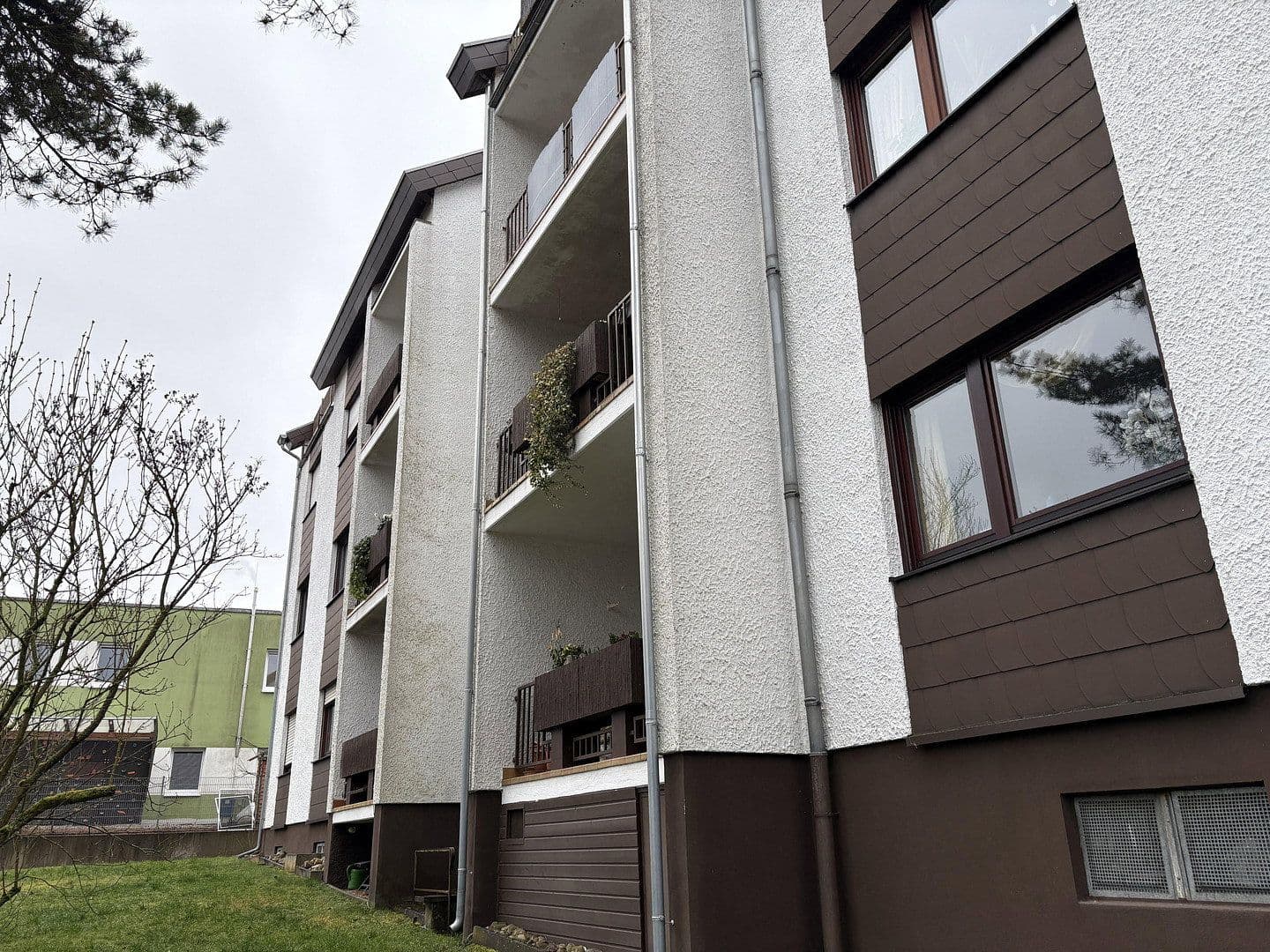Predaj bytu 3-izbový 75 m², Jenneweg 129, Saarbrücken, Sársko Predaj bytu 3-izbový 75 m², Jenneweg 129, Saarbrücken, Sársko