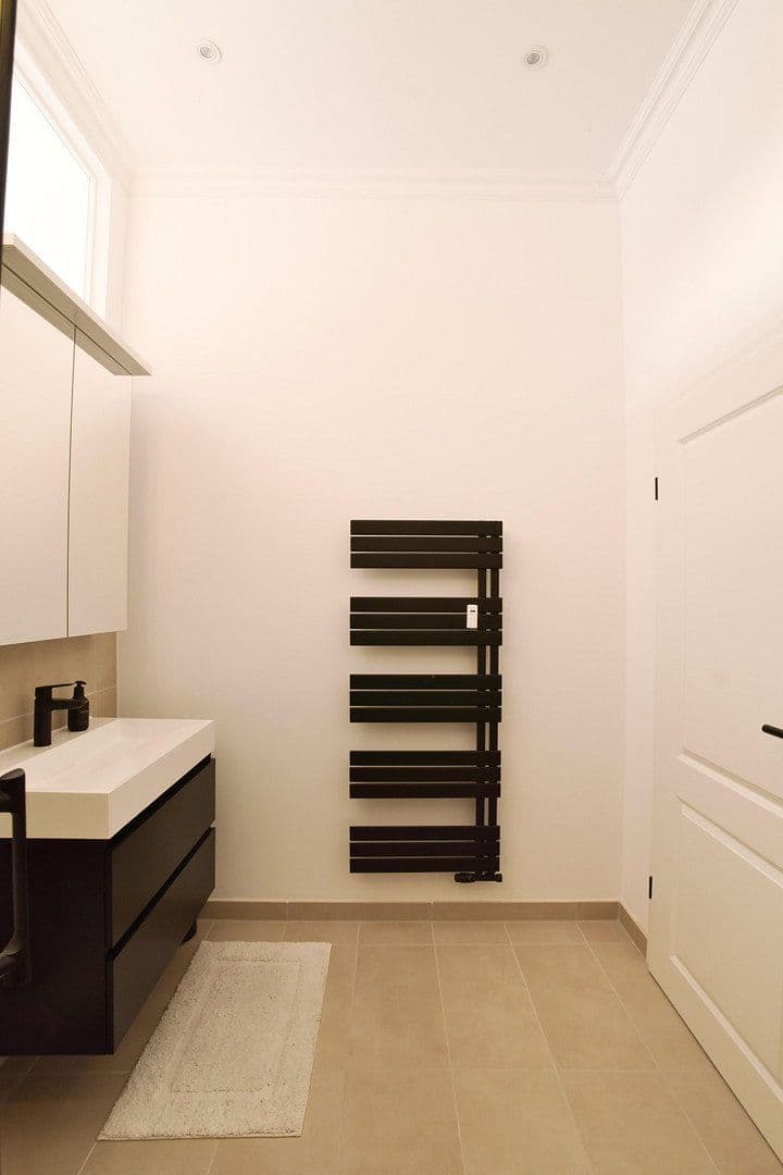 Predaj bytu 3-izbový 88 m², Saxoniastraße 1, Dresden, Sasko Predaj bytu 3-izbový 88 m², Saxoniastraße 1, Dresden, Sasko