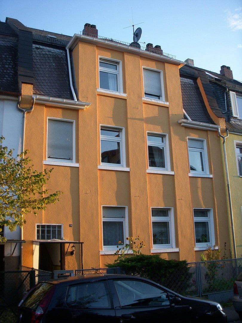 Prenájom bytu 4-izbový 53 m², Frankfurt am Main, Hesensko Prenájom bytu 4-izbový 53 m², Frankfurt am Main, Hesensko