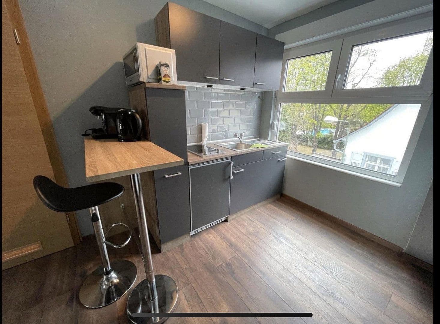 Prenájom bytu 1-izbový 30 m², Schwanheimer Str. 66a, Frankfurt, Hesensko Prenájom bytu 1-izbový 30 m², Schwanheimer Str. 66a, Frankfurt, Hesensko