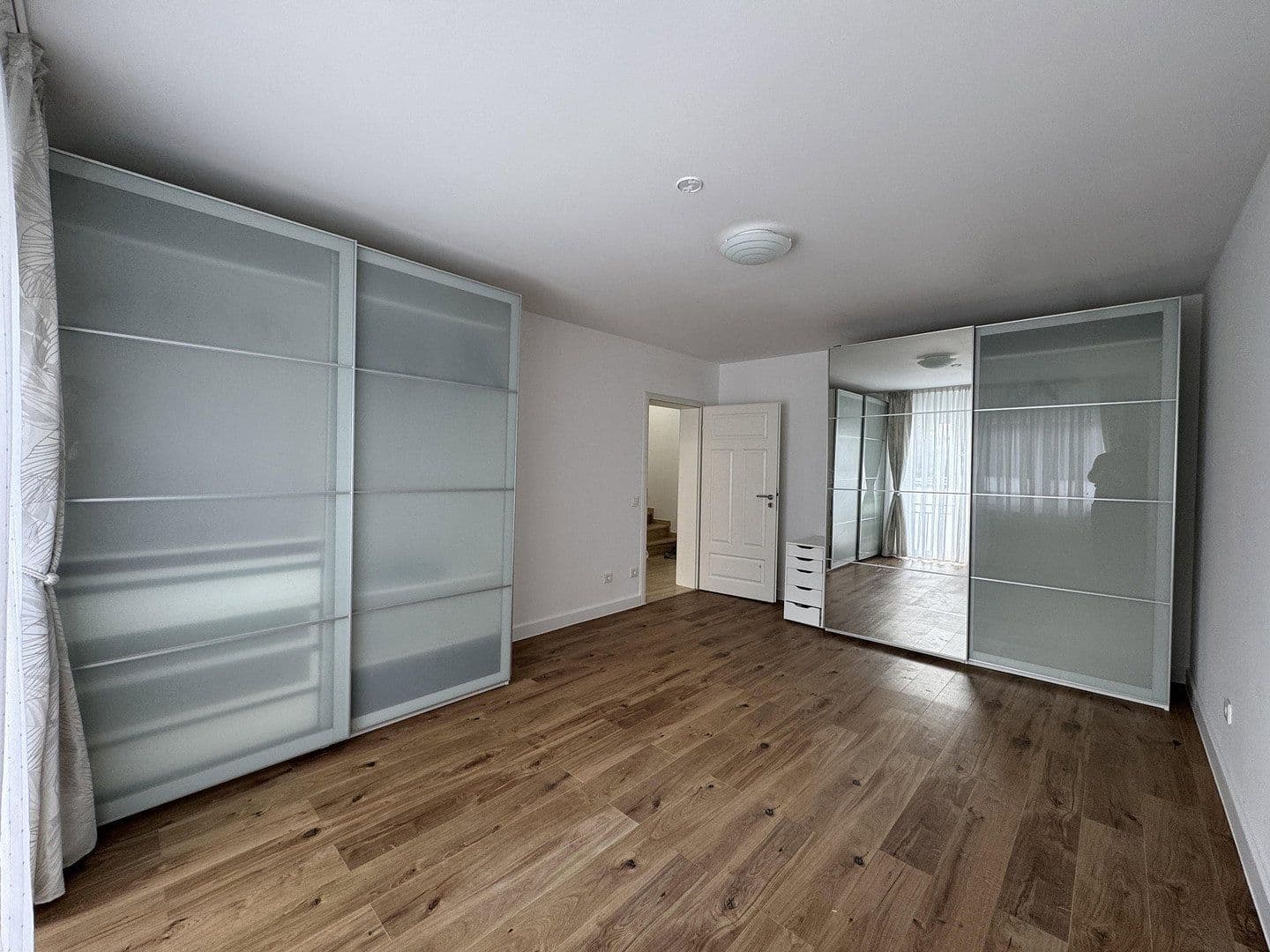 Predaj domu 127 m², pozemek 250 m², Berliner Straße 1b, Pulheim, Severné Porýnie - Westfálsko Predaj domu 127 m², pozemek 250 m², Berliner Straße 1b, Pulheim, Severné Porýnie - Westfálsko