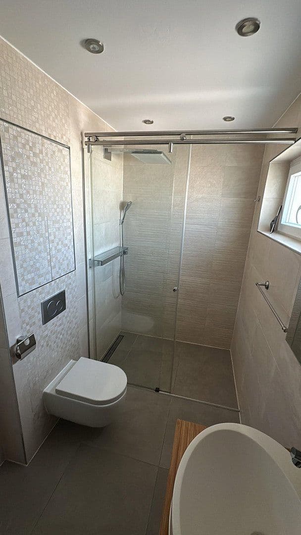 Predaj domu 127 m², pozemek 250 m², Berliner Straße 1b, Pulheim, Severné Porýnie - Westfálsko Predaj domu 127 m², pozemek 250 m², Berliner Straße 1b, Pulheim, Severné Porýnie - Westfálsko
