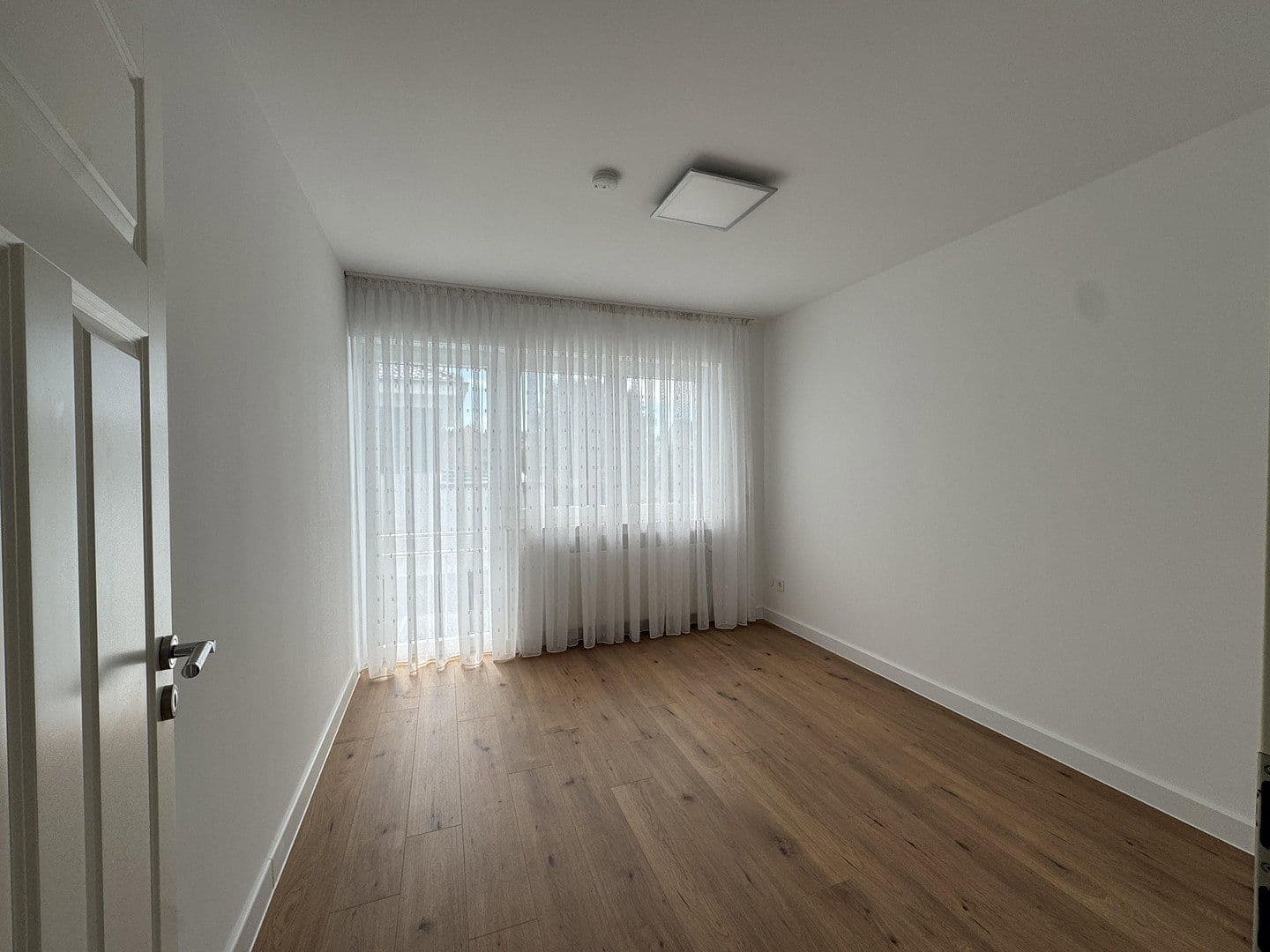 Predaj domu 127 m², pozemek 250 m², Berliner Straße 1b, Pulheim, Severné Porýnie - Westfálsko Predaj domu 127 m², pozemek 250 m², Berliner Straße 1b, Pulheim, Severné Porýnie - Westfálsko