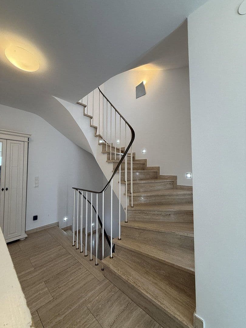 Predaj domu 127 m², pozemek 250 m², Berliner Straße 1b, Pulheim, Severné Porýnie - Westfálsko Predaj domu 127 m², pozemek 250 m², Berliner Straße 1b, Pulheim, Severné Porýnie - Westfálsko