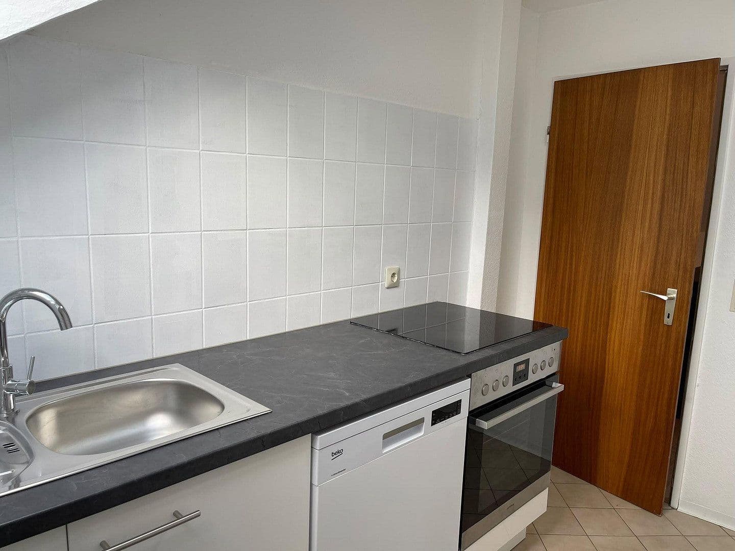 Prenájom bytu 2-izbový 52 m², Meersburg, Bádensko-Wurttembersko Prenájom bytu 2-izbový 52 m², Meersburg, Bádensko-Wurttembersko