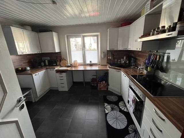 Prenájom bytu 4-izbový 113 m², Idstein, Hesensko Prenájom bytu 4-izbový 113 m², Idstein, Hesensko