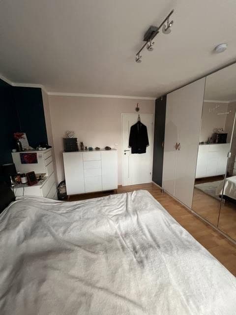 Prenájom bytu 4-izbový 113 m², Idstein, Hesensko Prenájom bytu 4-izbový 113 m², Idstein, Hesensko