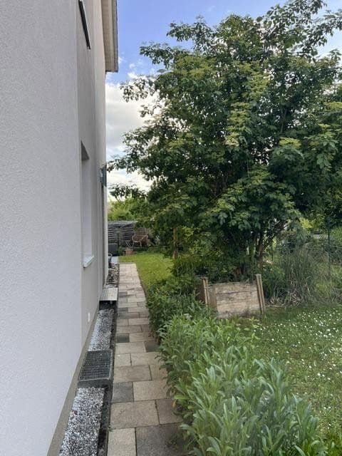 Prenájom bytu 4-izbový 113 m², Idstein, Hesensko Prenájom bytu 4-izbový 113 m², Idstein, Hesensko