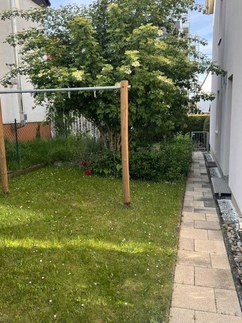 Prenájom bytu 4-izbový 113 m², Idstein, Hesensko Prenájom bytu 4-izbový 113 m², Idstein, Hesensko