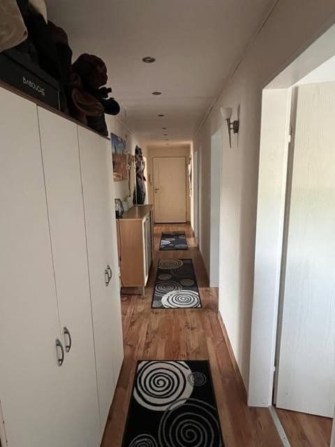Prenájom bytu 4-izbový 113 m², Idstein, Hesensko Prenájom bytu 4-izbový 113 m², Idstein, Hesensko