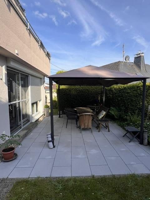 Prenájom bytu 4-izbový 113 m², Idstein, Hesensko Prenájom bytu 4-izbový 113 m², Idstein, Hesensko