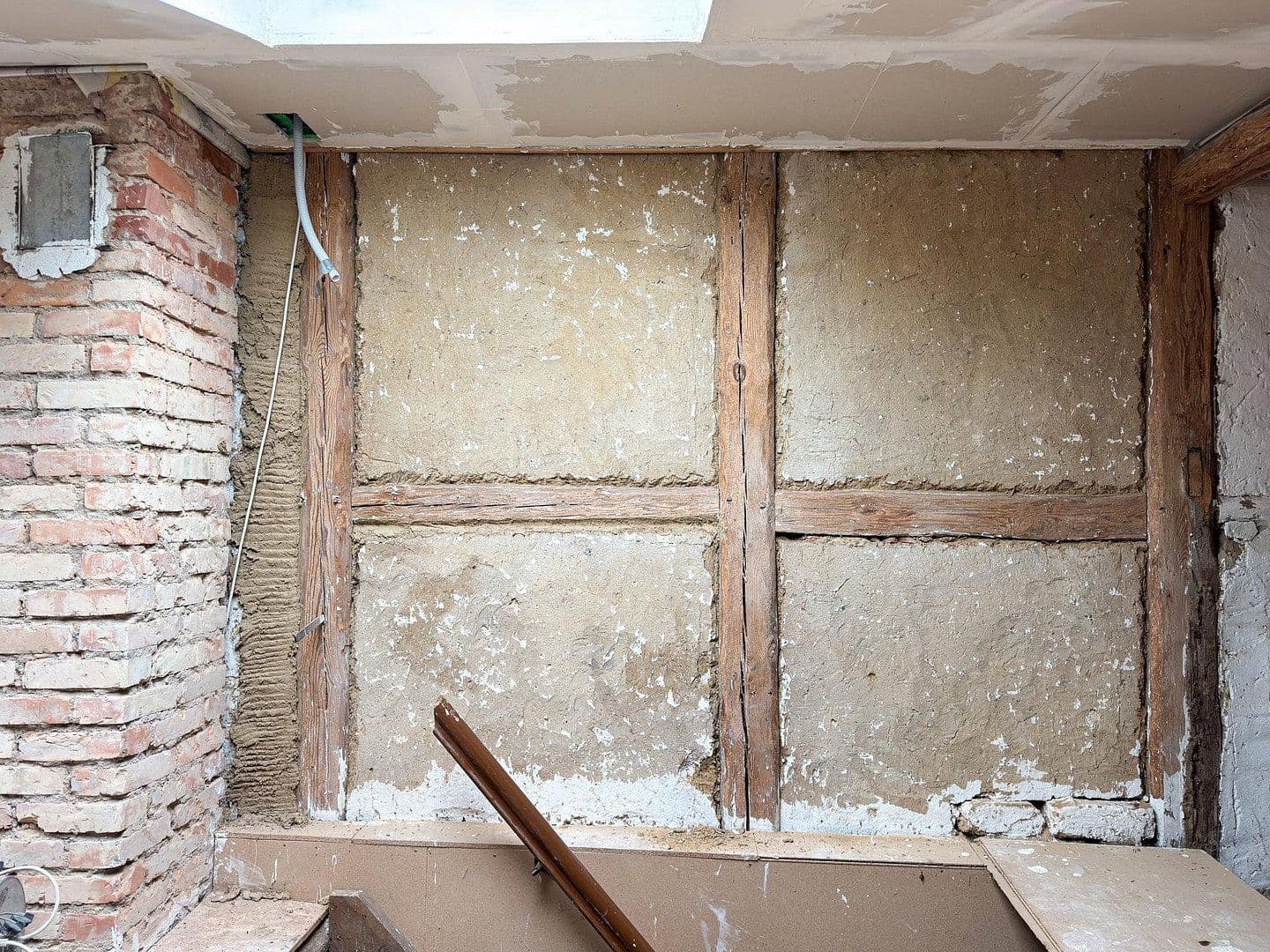Predaj domu 110 m², pozemek 3.249 m², Thelkow, Meklenbursko-Predpomoransko Predaj domu 110 m², pozemek 3.249 m², Thelkow, Meklenbursko-Predpomoransko