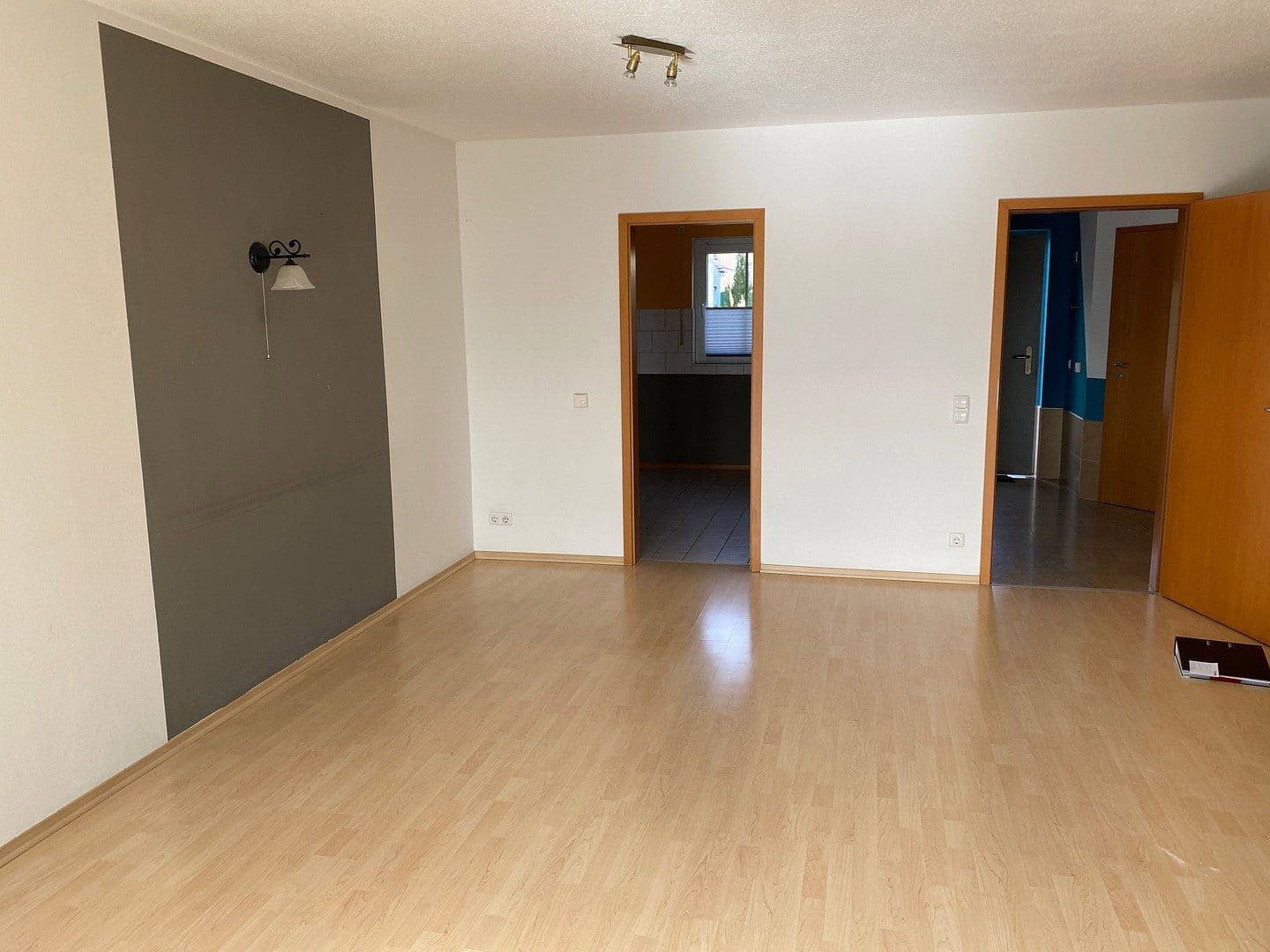 Prenájom domu 140 m², pozemek 220 m², Schrobenhausen, Bavorsko Prenájom domu 140 m², pozemek 220 m², Schrobenhausen, Bavorsko