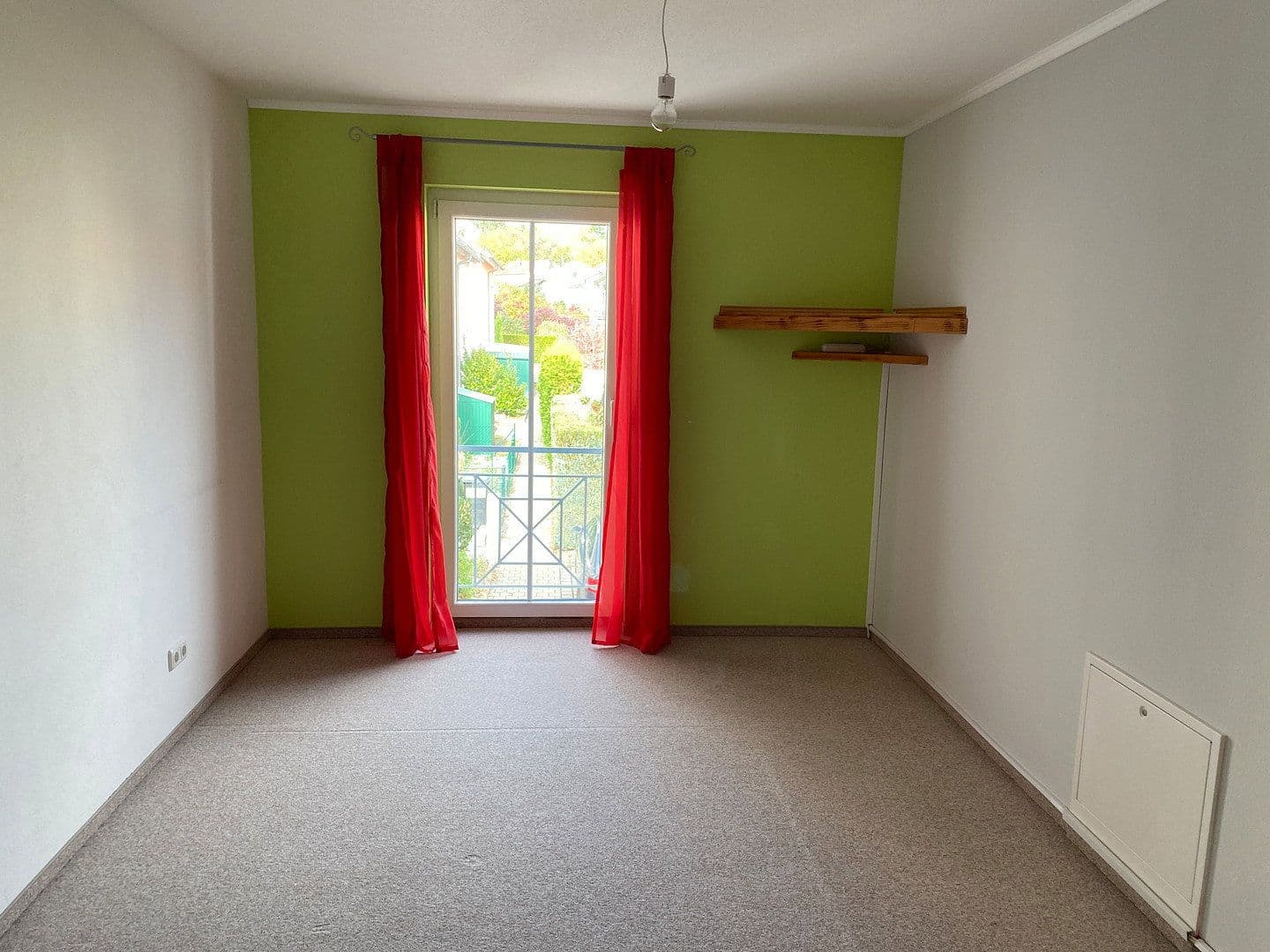 Prenájom domu 140 m², pozemek 220 m², Schrobenhausen, Bavorsko Prenájom domu 140 m², pozemek 220 m², Schrobenhausen, Bavorsko