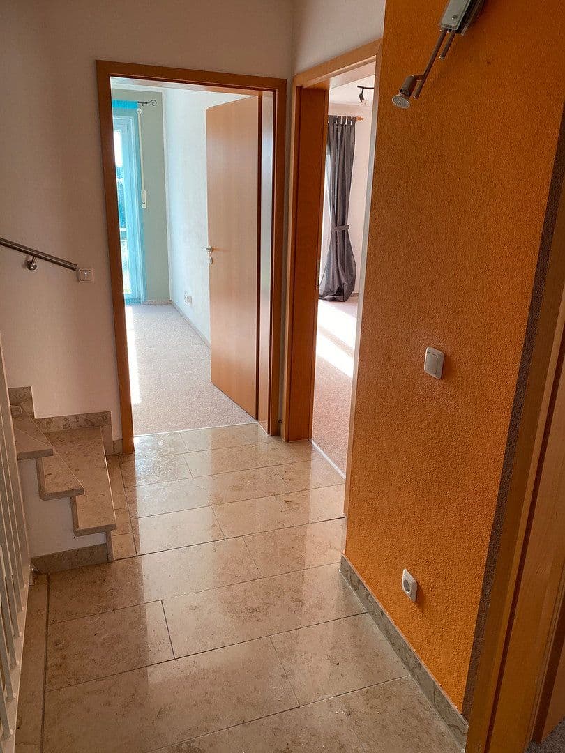 Prenájom domu 140 m², pozemek 220 m², Schrobenhausen, Bavorsko Prenájom domu 140 m², pozemek 220 m², Schrobenhausen, Bavorsko