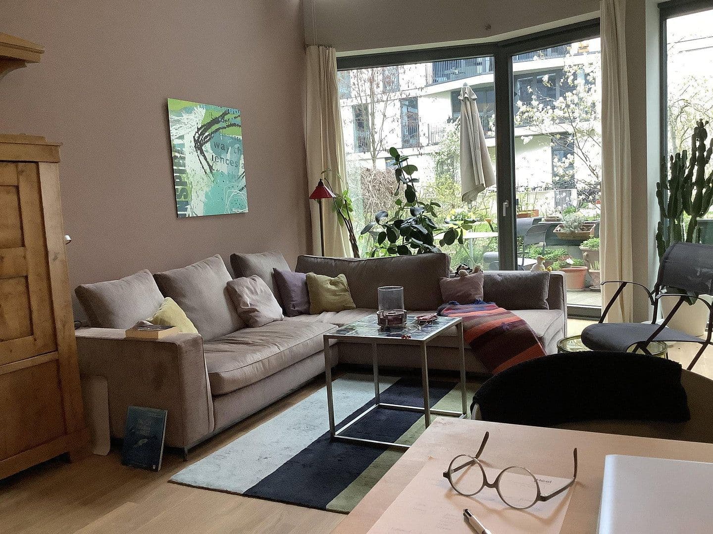 Prenájom bytu 2-izbový 96 m², Pettenkoferstr. 14, Berlin, Berlín Prenájom bytu 2-izbový 96 m², Pettenkoferstr. 14, Berlin, Berlín