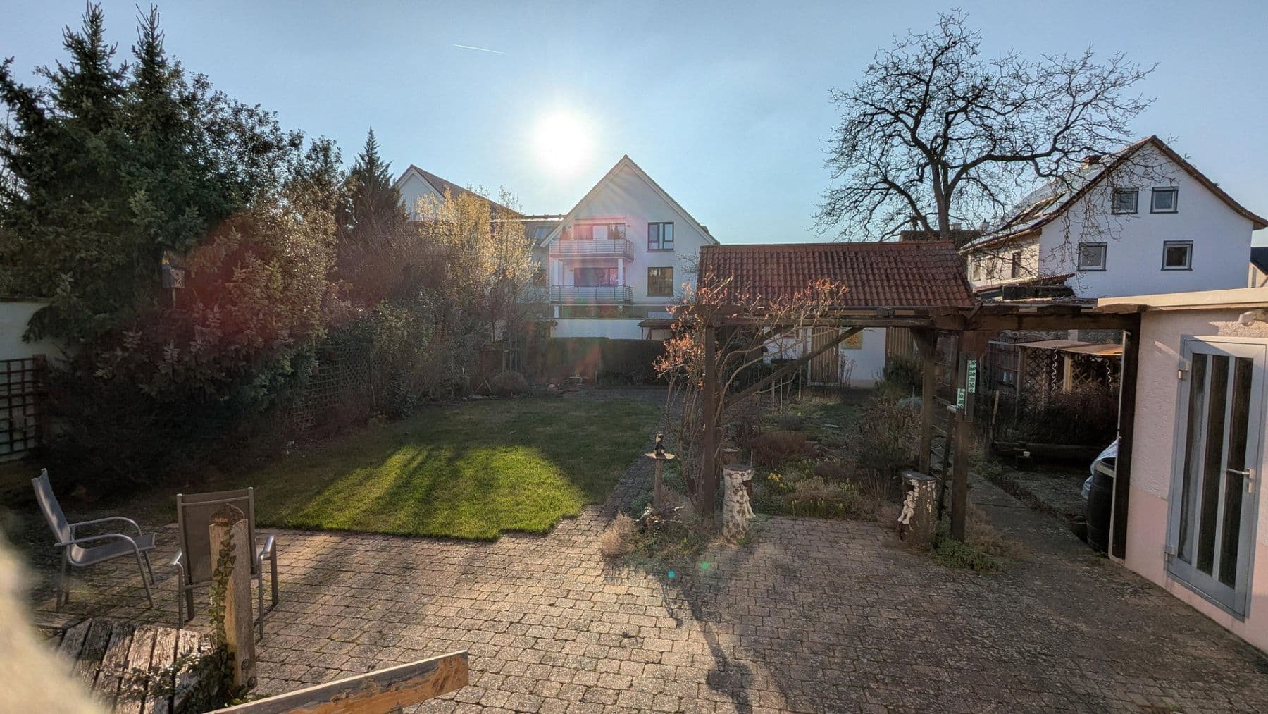 Predaj domu 160 m², pozemek 656 m², Haßloch, Porýnie-Falcko Predaj domu 160 m², pozemek 656 m², Haßloch, Porýnie-Falcko