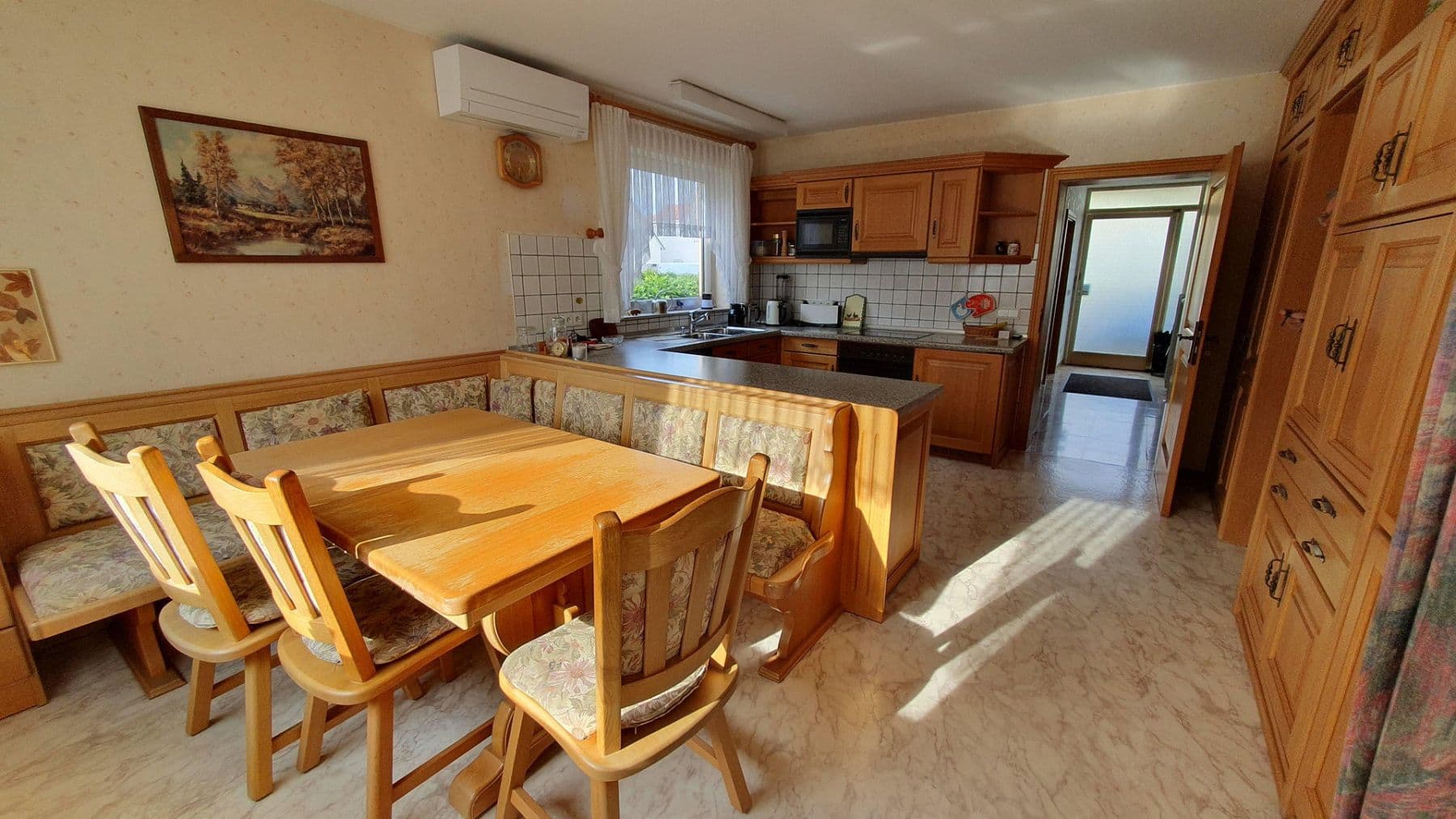Predaj domu 160 m², pozemek 656 m², Haßloch, Porýnie-Falcko Predaj domu 160 m², pozemek 656 m², Haßloch, Porýnie-Falcko