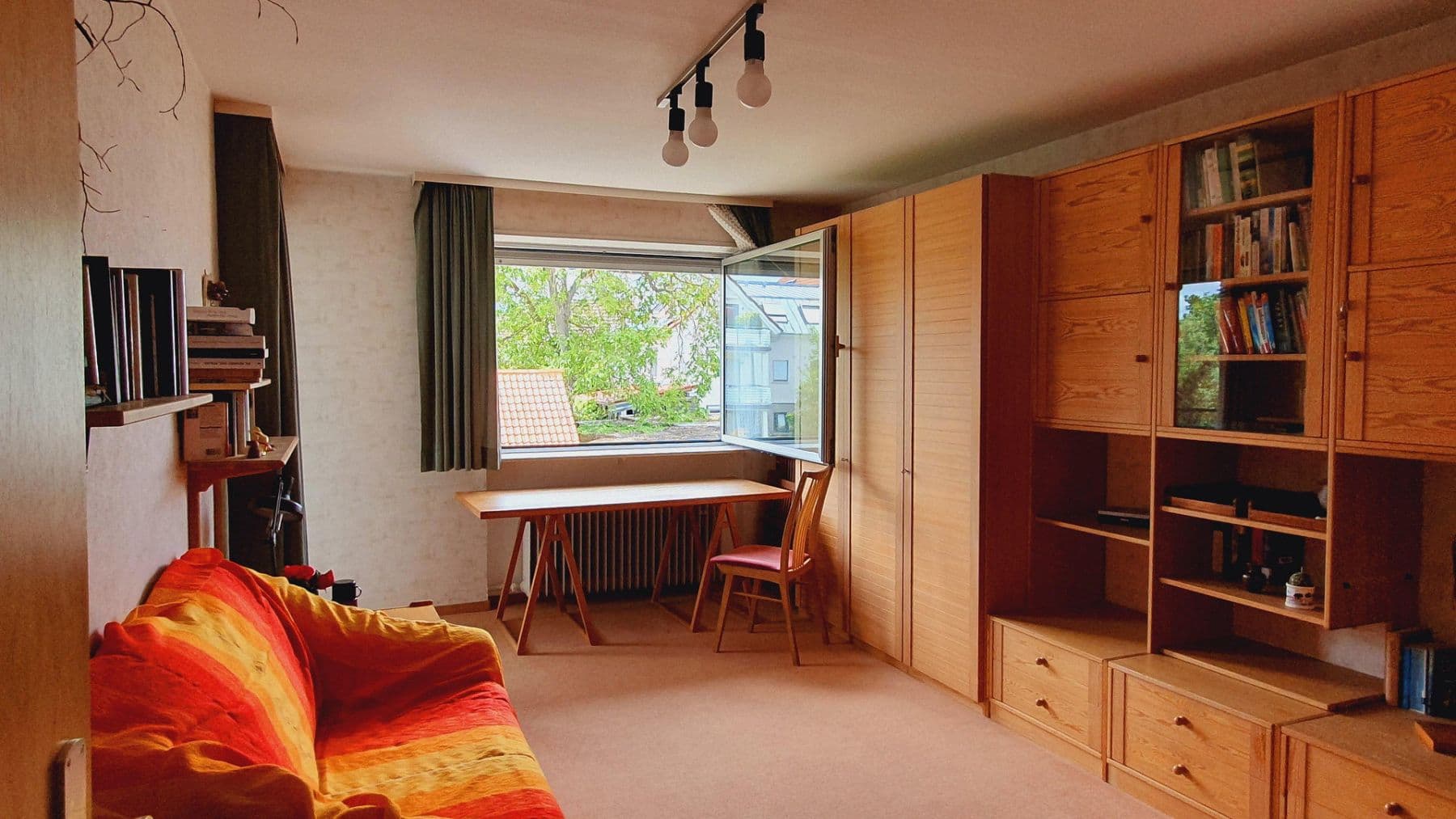 Predaj domu 160 m², pozemek 656 m², Haßloch, Porýnie-Falcko Predaj domu 160 m², pozemek 656 m², Haßloch, Porýnie-Falcko