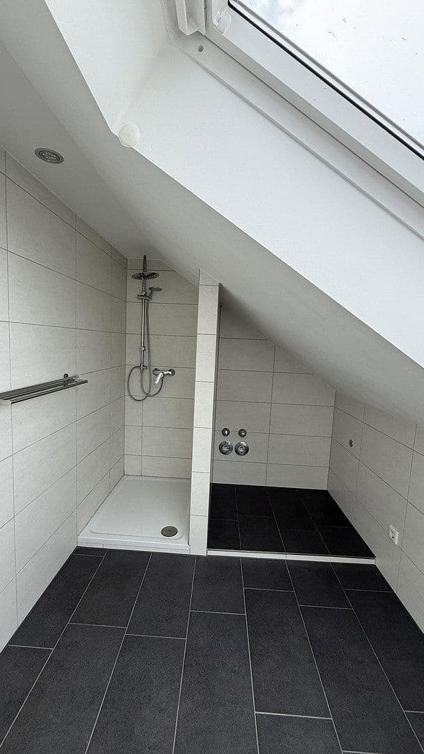 Prenájom bytu 2-izbový 76 m², Gablingen, Bavorsko Prenájom bytu 2-izbový 76 m², Gablingen, Bavorsko