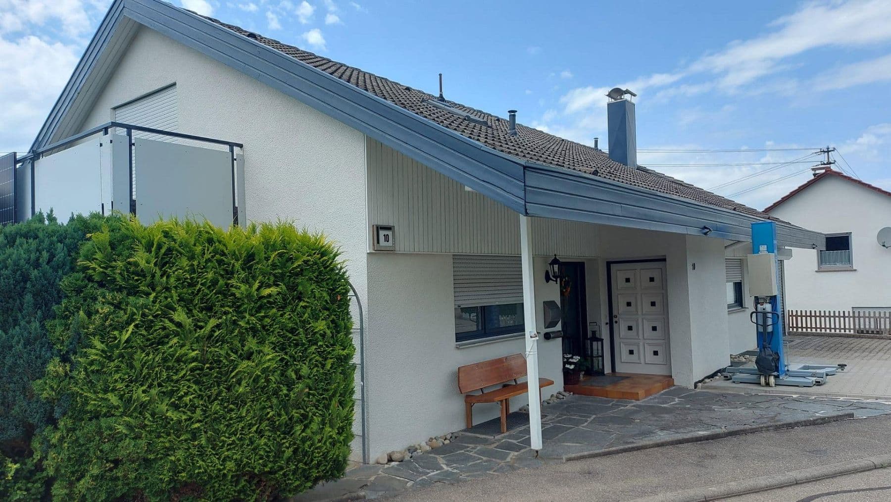 Predaj domu 229 m², pozemek 645 m², Burladingen, Bádensko-Wurttembersko Predaj domu 229 m², pozemek 645 m², Burladingen, Bádensko-Wurttembersko