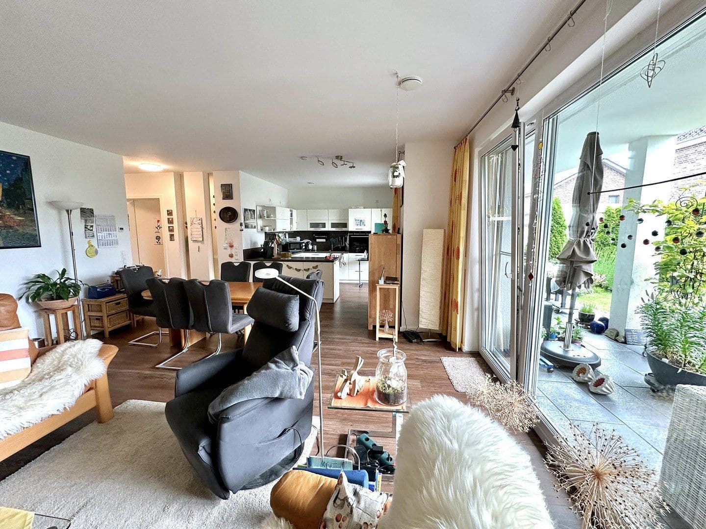 Prenájom bytu 3-izbový 105 m², Lise-Meitner-Straße 7, Hildesheim, Dolné Sasko Prenájom bytu 3-izbový 105 m², Lise-Meitner-Straße 7, Hildesheim, Dolné Sasko