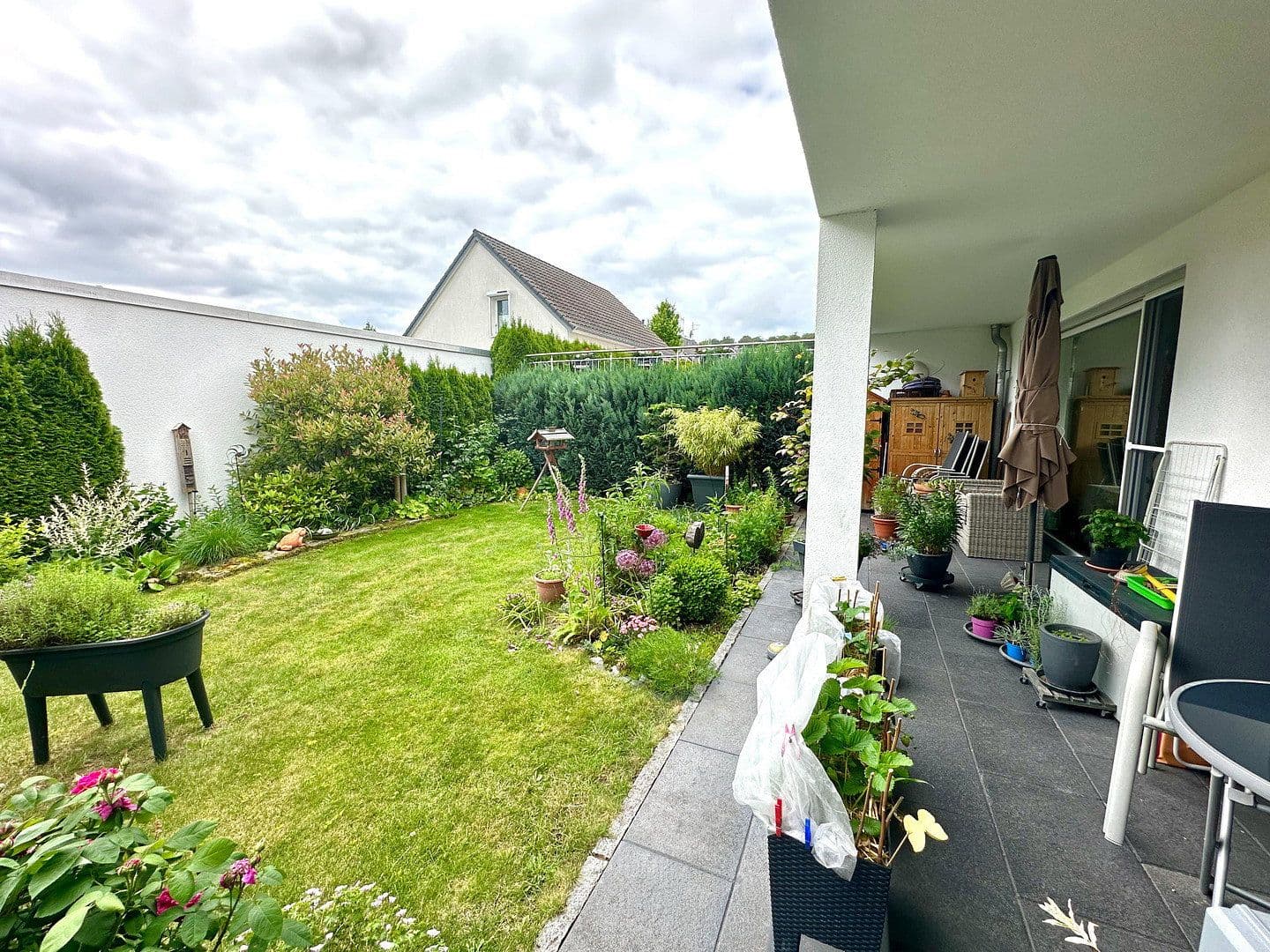 Prenájom bytu 3-izbový 105 m², Lise-Meitner-Straße 7, Hildesheim, Dolné Sasko Prenájom bytu 3-izbový 105 m², Lise-Meitner-Straße 7, Hildesheim, Dolné Sasko