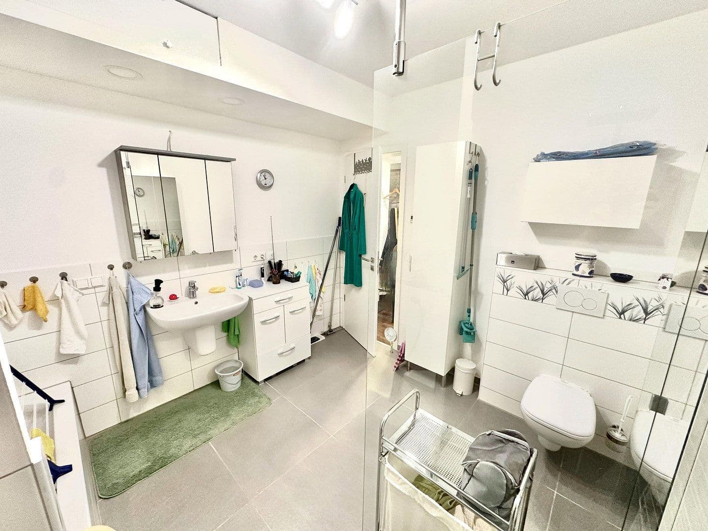 Prenájom bytu 3-izbový 105 m², Lise-Meitner-Straße 7, Hildesheim, Dolné Sasko Prenájom bytu 3-izbový 105 m², Lise-Meitner-Straße 7, Hildesheim, Dolné Sasko