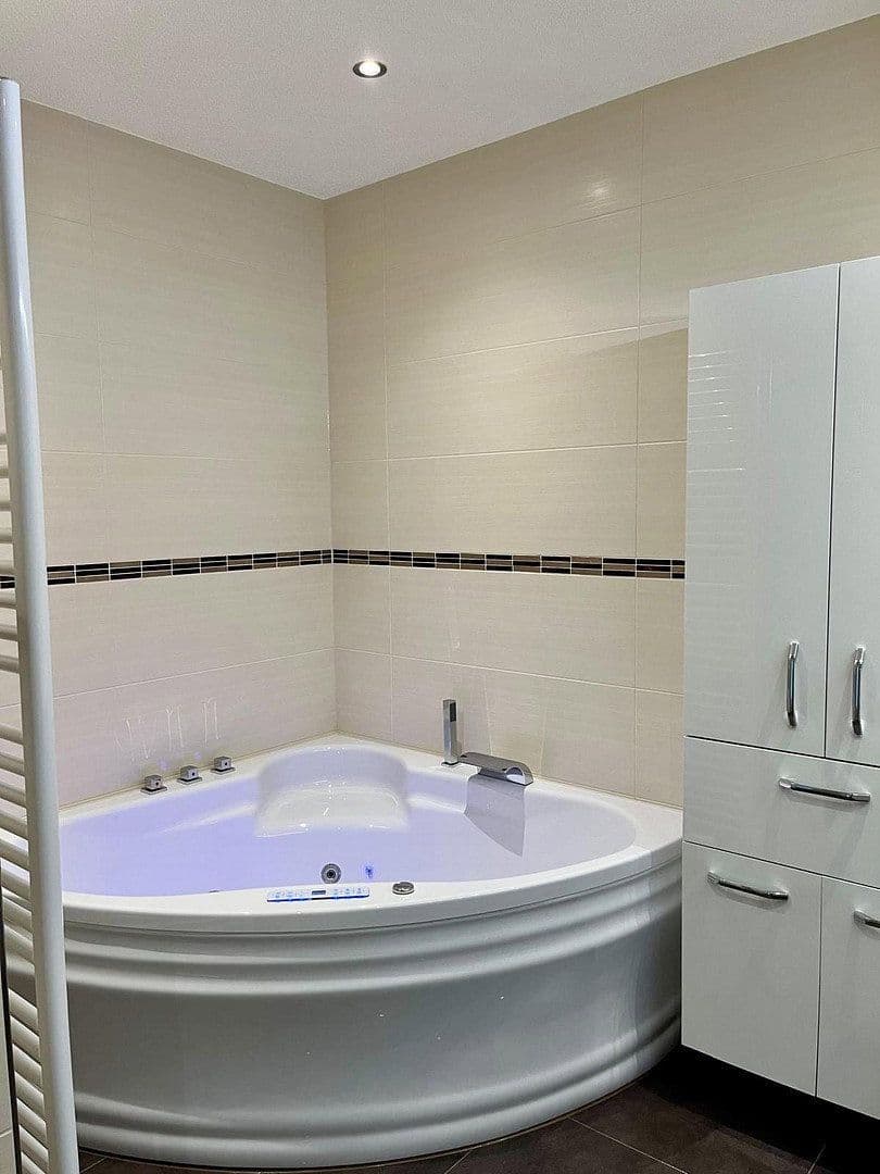 Predaj bytu 4-izbový 116 m², Offenburg, Bádensko-Wurttembersko Predaj bytu 4-izbový 116 m², Offenburg, Bádensko-Wurttembersko