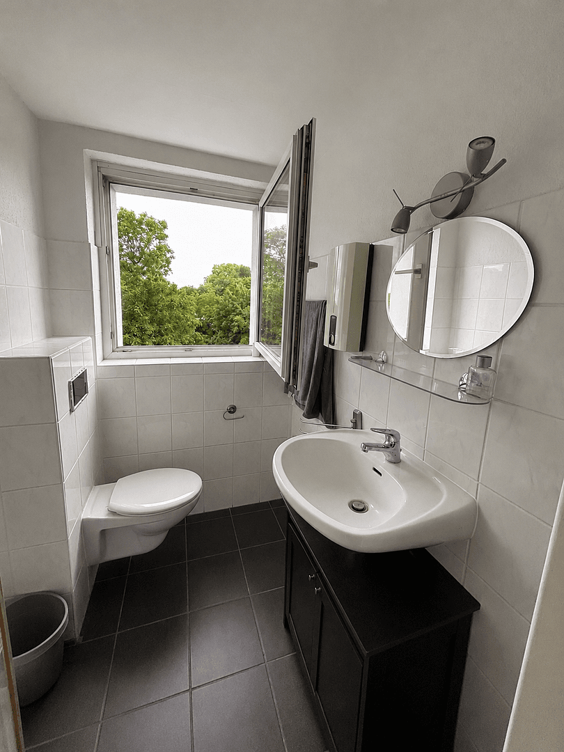Prenájom bytu 1-izbový 29 m², Fleckenbühlstr. 20, Frankfurt am Main - Bonames, Hesensko Prenájom bytu 1-izbový 29 m², Fleckenbühlstr. 20, Frankfurt am Main - Bonames, Hesensko