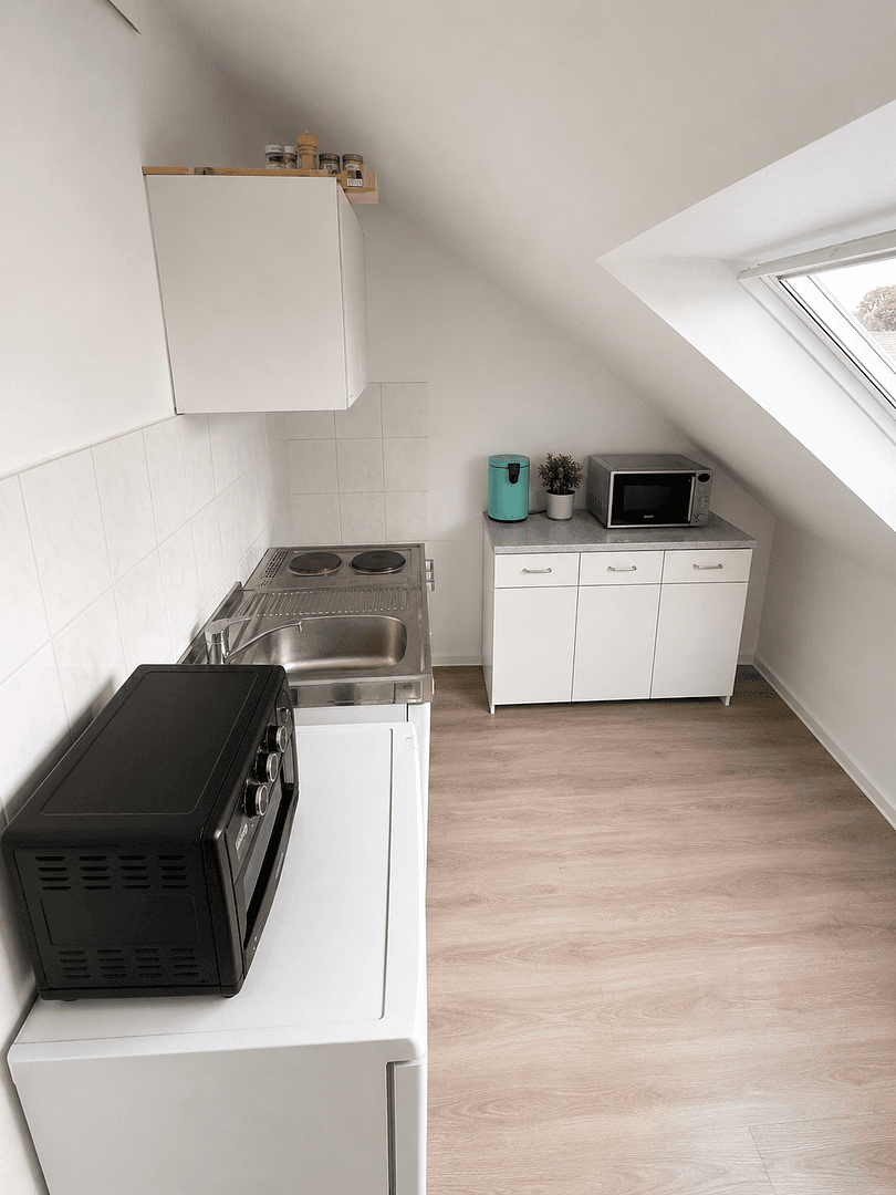 Prenájom bytu 1-izbový 29 m², Fleckenbühlstr. 20, Frankfurt am Main - Bonames, Hesensko Prenájom bytu 1-izbový 29 m², Fleckenbühlstr. 20, Frankfurt am Main - Bonames, Hesensko