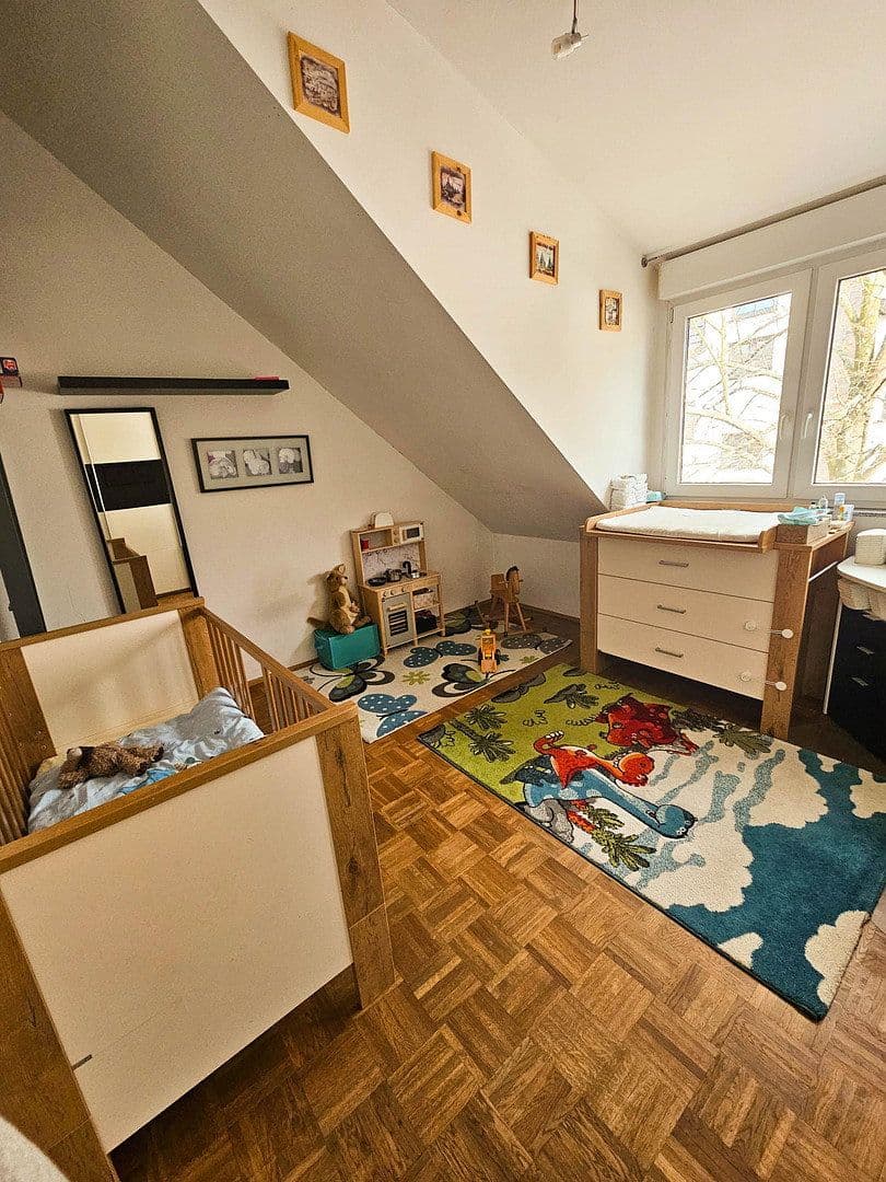 Predaj bytu 3-izbový 75 m², Bachstr. 3, Hürth, Severné Porýnie - Westfálsko Predaj bytu 3-izbový 75 m², Bachstr. 3, Hürth, Severné Porýnie - Westfálsko