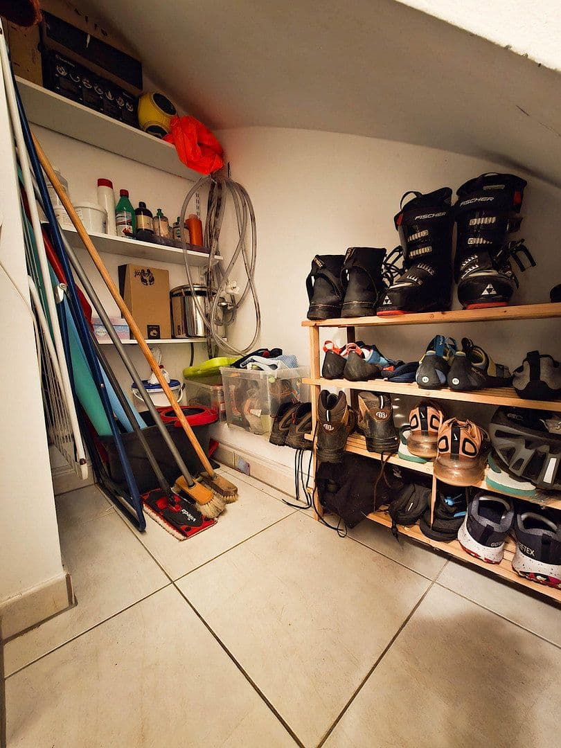 Predaj bytu 3-izbový 75 m², Bachstr. 3, Hürth, Severné Porýnie - Westfálsko Predaj bytu 3-izbový 75 m², Bachstr. 3, Hürth, Severné Porýnie - Westfálsko