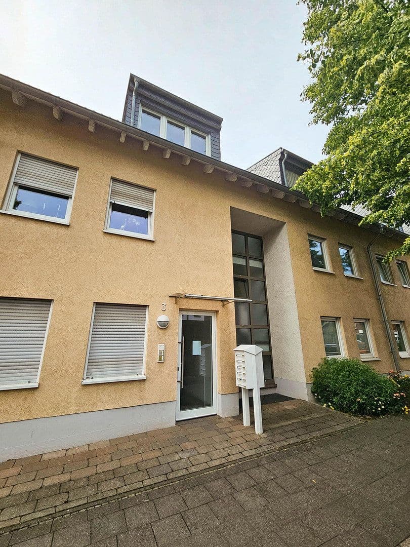 Predaj bytu 3-izbový 75 m², Bachstr. 3, Hürth, Severné Porýnie - Westfálsko Predaj bytu 3-izbový 75 m², Bachstr. 3, Hürth, Severné Porýnie - Westfálsko