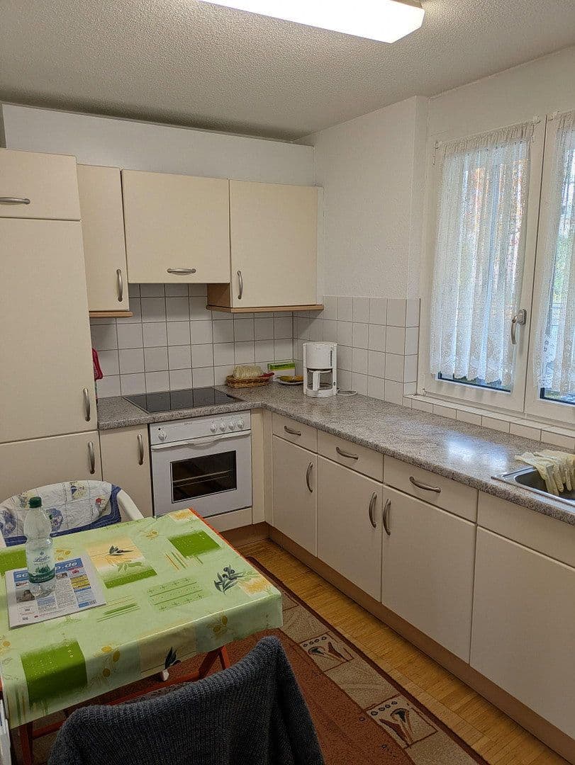 Prenájom bytu 2-izbový 70 m², Oberbaselweg 55, Weil am Rhein, Bádensko-Wurttembersko Prenájom bytu 2-izbový 70 m², Oberbaselweg 55, Weil am Rhein, Bádensko-Wurttembersko